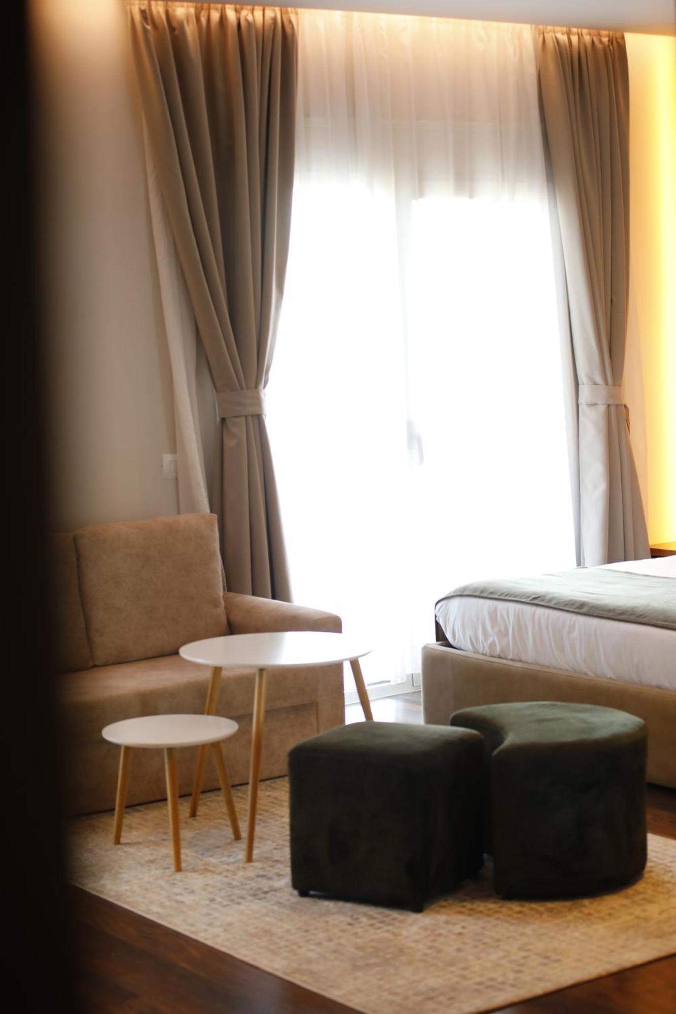 Olivia'S Hill Resort Kryemëdhej Eksteriør billede